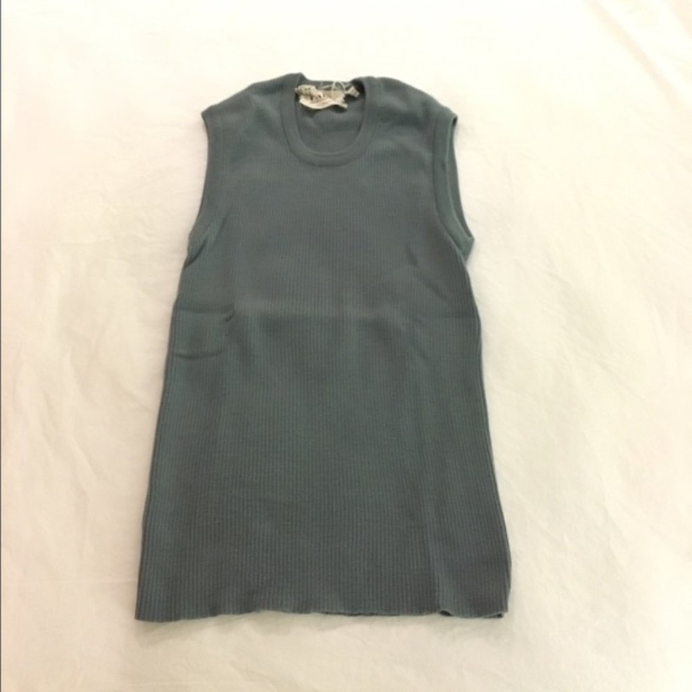 Tabi International blue ribbed sleeveless sweater